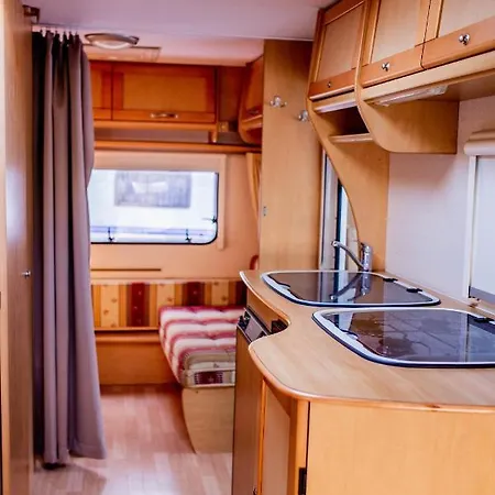 Camping Kormoran #Hel - Przyczepa nr 7 - standard